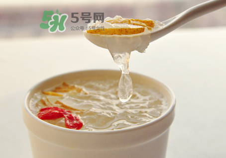 燕窩可以和桃膠一起燉嗎？燕窩燉桃膠的做法大全