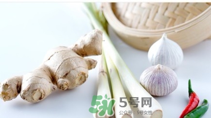 男人吃蔥壯陽(yáng)嗎？男人吃蔥有什么好處？