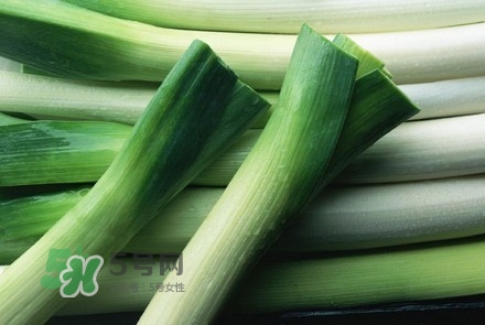 男人吃蔥壯陽(yáng)嗎？男人吃蔥有什么好處？