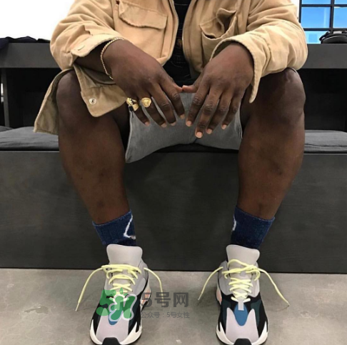 yeezy boost 700上腳效果怎么樣？yeezy boost 700值得買嗎？