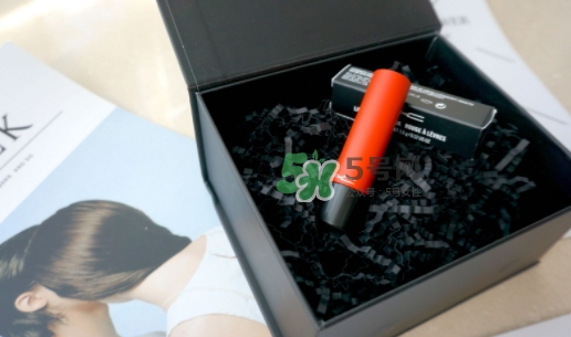 mac魅可立體凝彩唇膏怎么用？魅可立體凝彩唇膏真假辨別