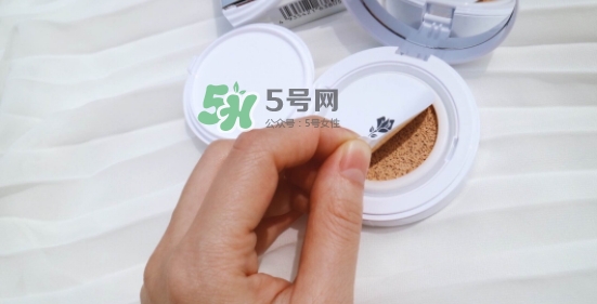 蘭蔻小粉盒氣墊怎么樣？蘭蔻小粉盒氣墊好用嗎