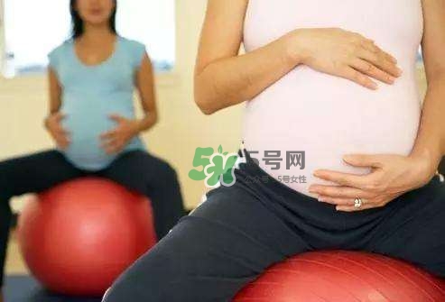 順產(chǎn)前做什么運(yùn)動(dòng)生得快？順產(chǎn)前吃什么有助分娩？