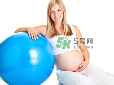 順產(chǎn)前做什么運(yùn)動(dòng)生得快？順產(chǎn)前吃什么有助分娩？