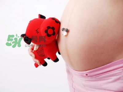 順產(chǎn)前做什么運(yùn)動(dòng)生得快？順產(chǎn)前吃什么有助分娩？