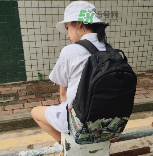 sprayground翅膀書包多少錢？sprayground雙肩包什么價位？