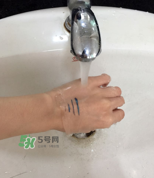 蜜絲佛陀亮彩速干眼線液怎么樣？蜜絲佛陀亮彩速干眼線液好用嗎？