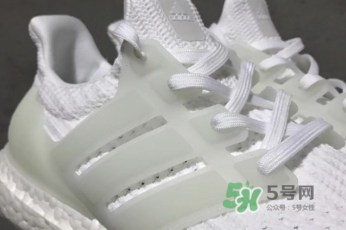 adidas ultraboost 4.0全白夜光配色實(shí)物怎么樣？