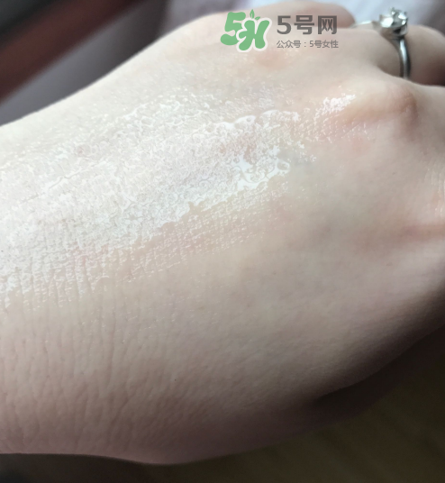 薇姿水光煥白精華水怎么樣？薇姿水光煥白精華水好用嗎？