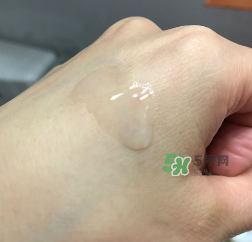 薇姿水光煥白精華水怎么樣？薇姿水光煥白精華水好用嗎？