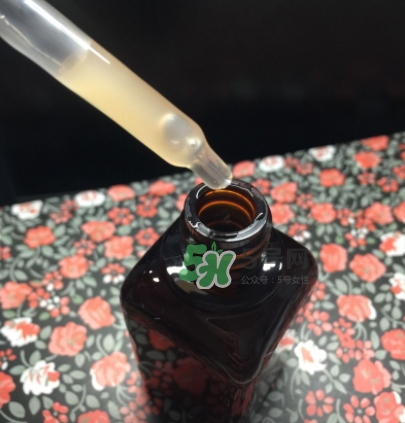 綠寶瓶和小棕瓶哪個(gè)好？綠寶瓶和小棕瓶對比