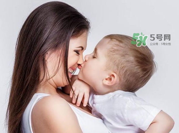 剖腹產(chǎn)疤痕增生怎么辦？剖腹產(chǎn)疤痕增生的原因