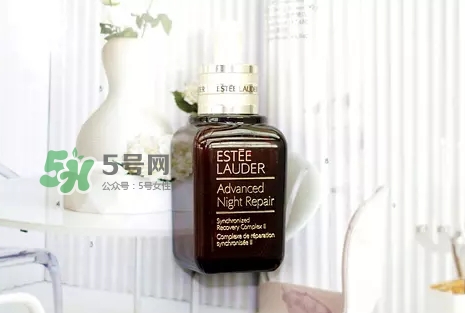 小黑瓶和小棕瓶可以一起用嗎？小棕瓶和小黑瓶哪個先用