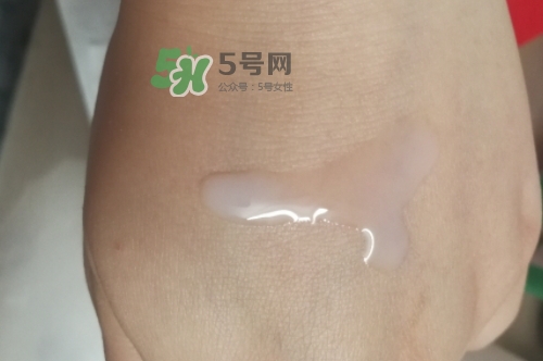 奧爾濱健康水可以天天濕敷嗎？健康水濕敷要洗臉嗎