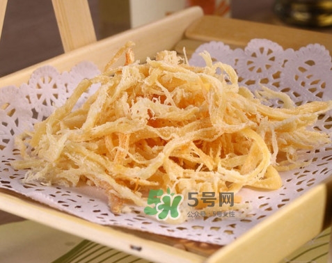 魷魚絲一次吃多少合適？魷魚絲吃多了會(huì)怎么樣