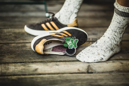 adidas munchen啤酒節(jié)主題運(yùn)動(dòng)鞋在哪買_什么時(shí)候發(fā)售？