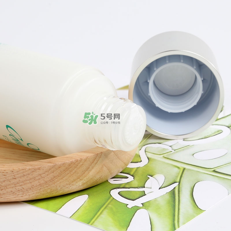 健康水可以去閉口嗎？奧爾濱健康水去閉口有用嗎