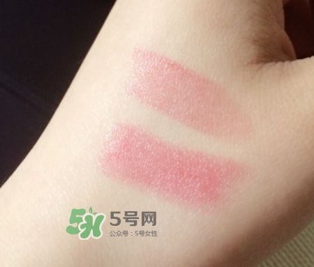 嬌蘭親親唇膏白管和黑管哪個好？嬌蘭白管和黑管區(qū)別