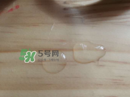 悅木之源菌菇水是爽膚水嗎？悅木之源菌菇水是精華嗎