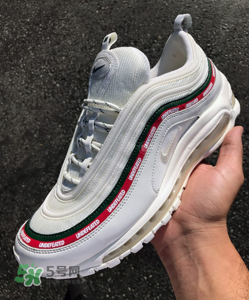 undefeated與nike air max 97聯(lián)名白色款什么時(shí)候發(fā)售_實(shí)物怎么樣？