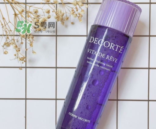 黛珂紫蘇水和sk2神仙水哪個好？紫蘇水可以和神仙水一起用嗎