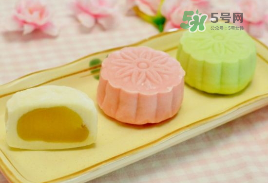 冰皮月餅為什么皮硬？冰皮月餅不變硬配方