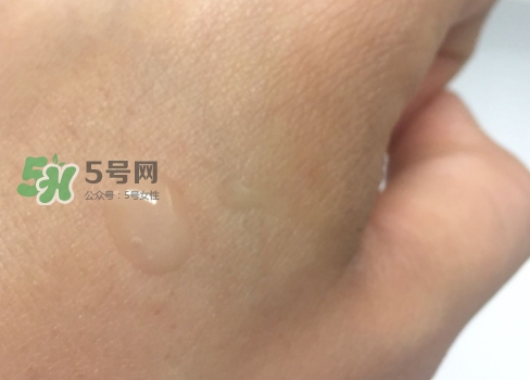 資生堂紅腰子和黛珂小紫瓶哪個好？紅腰子和紫蘇水哪個好