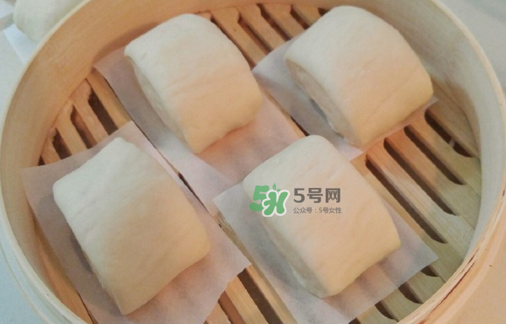 饅頭發(fā)酵多長時(shí)間最好？饅頭出鍋時(shí)為什么會癟？