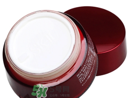 sk2大紅瓶和小紅瓶哪個(gè)好？sk2大紅瓶和小紅瓶區(qū)別