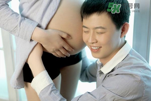 羊水栓塞發(fā)生在什么時(shí)候？羊水栓塞癥狀