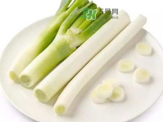 大蔥怎么去除農(nóng)藥殘留？大蔥怎么清洗干凈