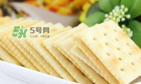 孕婦能吃蘇打餅干嗎？孕婦吃蘇打餅干好嗎？