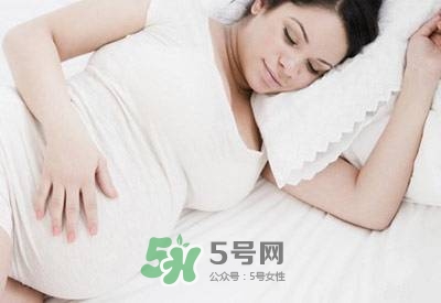 羊水栓塞發(fā)生在什么時(shí)候？羊水栓塞癥狀