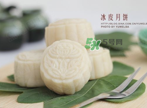 冰皮月餅皮太黏怎么辦？冰皮月餅粘手怎么回事？