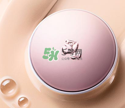 蘭蔻小粉盒怎么用？蘭蔻小粉盒使用方法