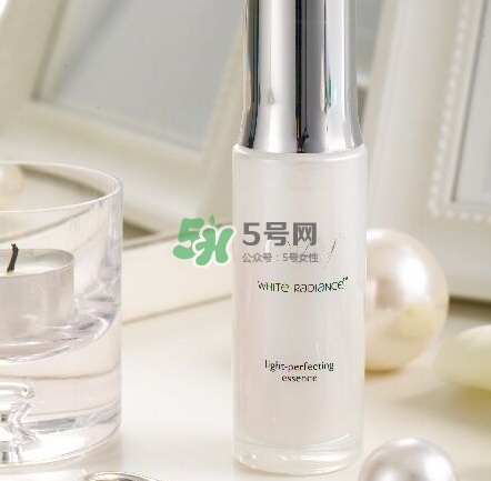 olay小白瓶和樂敦cc美容液哪個好？olay小白瓶和樂敦cc順序