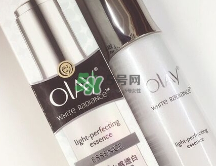olay小白瓶和樂敦cc美容液哪個好？olay小白瓶和樂敦cc順序