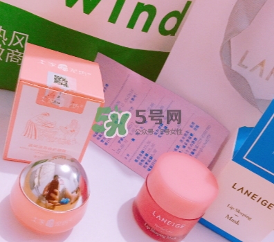 土家硒泥坊唇膜和蘭芝唇膜哪個好？土家硒泥坊唇膜和蘭芝對比