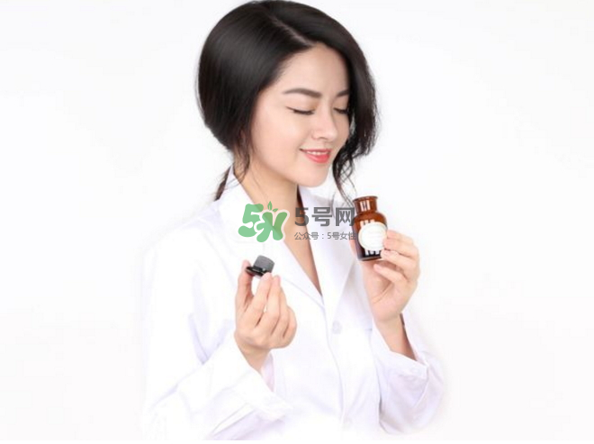 刷酸爆痘怎么辦？刷酸爆痘要不要繼續(xù)刷？