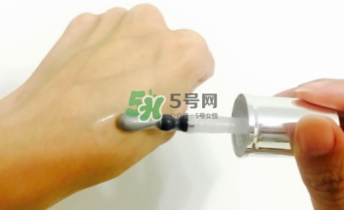 蘭蔻小灰瓶怎么用？蘭蔻小灰瓶眼部精華使用方法