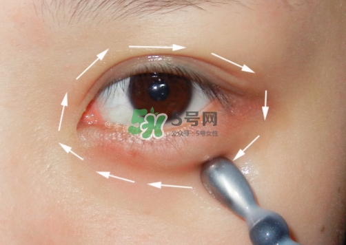 蘭蔻小灰瓶和小黑瓶哪個好？蘭蔻小灰瓶和小黑瓶對比