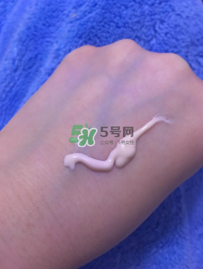 希思黎毛孔緊致無瑕精華露好用嗎_怎么樣？