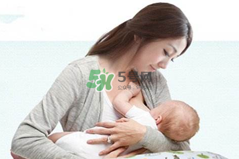 母乳喂養(yǎng)會乳糖不耐受嗎？母乳喂養(yǎng)會過度喂養(yǎng)嗎？