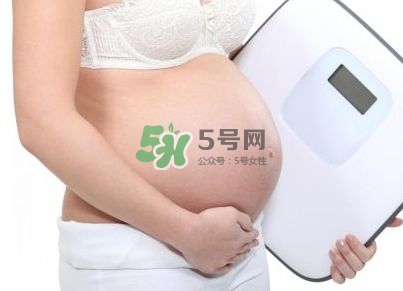 臍帶繞頸是什么原因造成的？臍帶繞頸是多休息還是多運(yùn)動？
