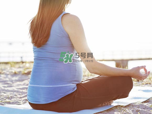 孕期不運動能順產嗎？孕期做什么運動有助于順產？