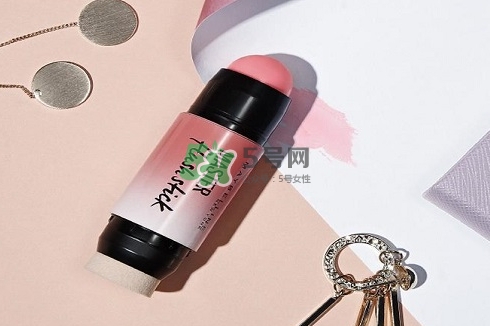 美寶蓮微醺氣色感應(yīng)腮紅棒怎么樣？美寶蓮腮紅棒怎么用
