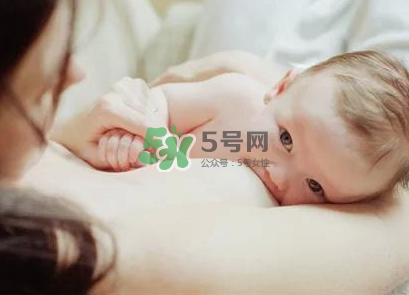 母乳喂養(yǎng)預防乳腺癌嗎？不喂母乳會的乳腺癌嗎？