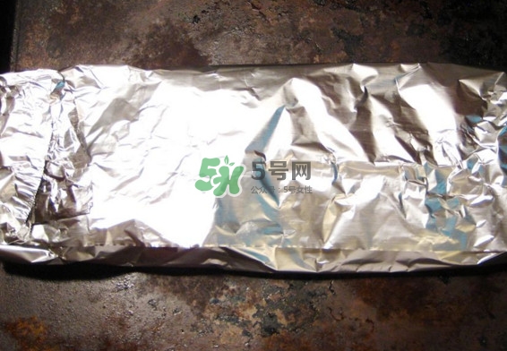 錫紙是一次性的嗎？錫紙可以放微波爐嗎