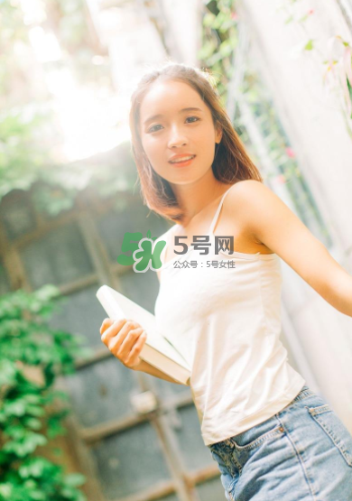 女金膠囊經(jīng)期可以吃嗎？女金膠囊什么時候吃最好？