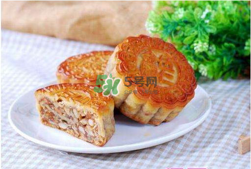 五仁月餅里的紅綠絲是什么？五仁月餅里面有什么？